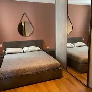  Alloggio in famiglia Airport Bedroom With Your Own Private Bathroom Self Check In And Self Check Out Air-condition Included